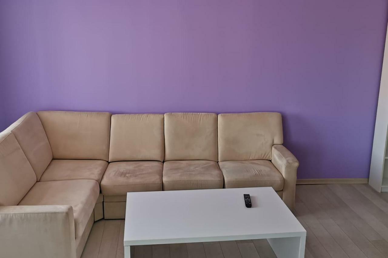 Luxury Apartment With Two Bedrooms And Large Living Room, 100 Square Meters, City Center ออราแด ภายนอก รูปภาพ